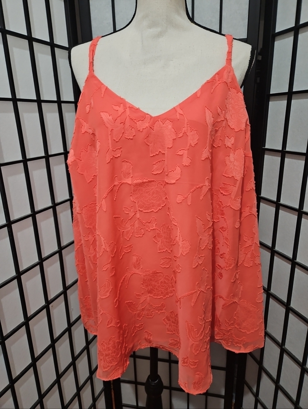 Torrid Size 2 (2XL)  Floral Salmon Sophie Double Layer Chiffon Swing Cami